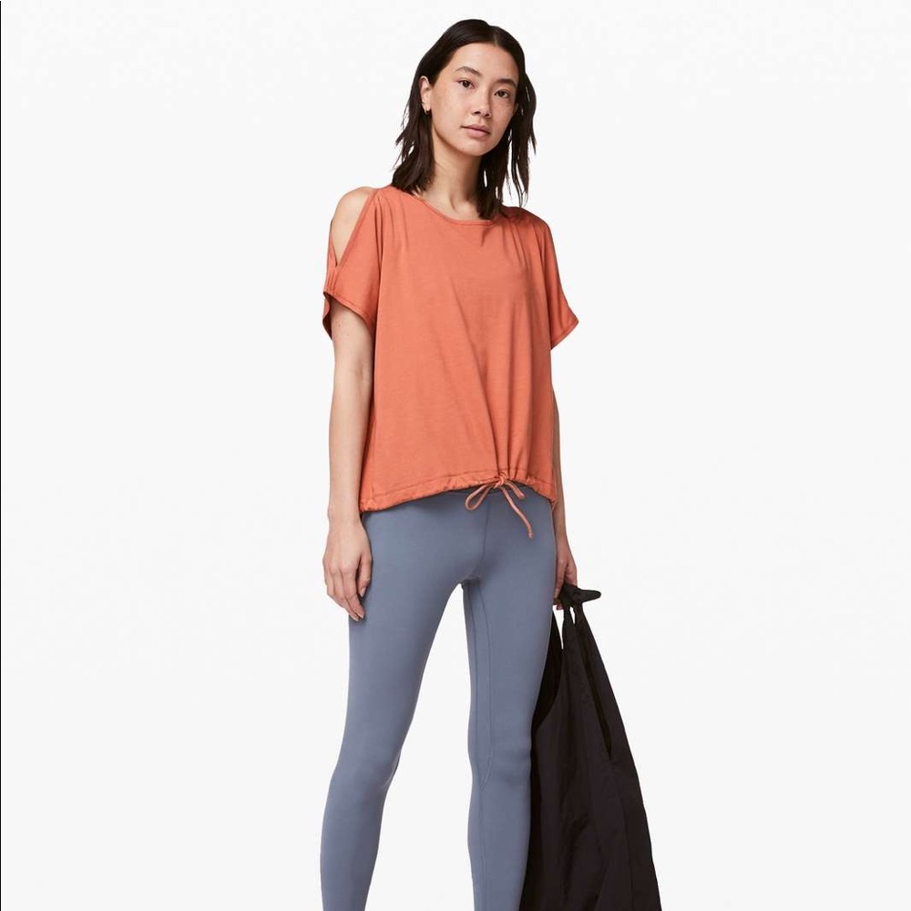 Lululemon Renew the Day Short Sleeve
Canyon Rock